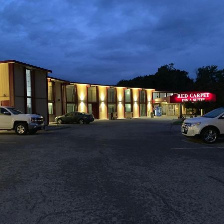 Red Carpet Inn & Suites Ebensburg Екстер'єр фото