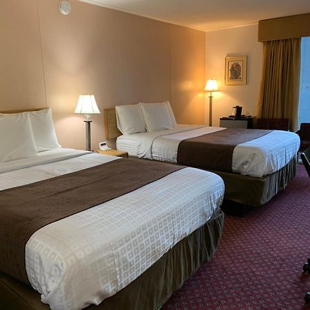 Red Carpet Inn & Suites Ebensburg Номер фото